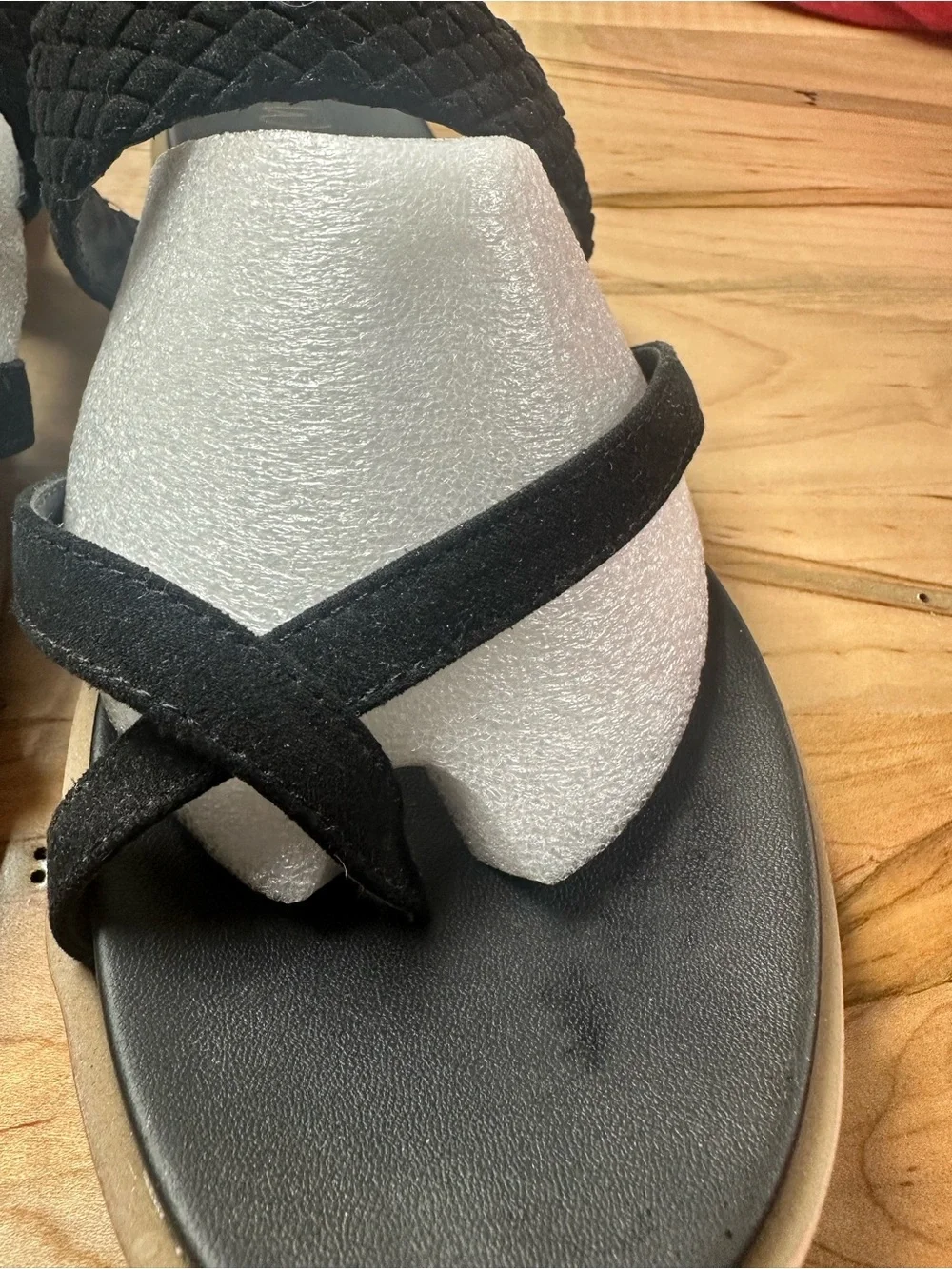 Wonderly Women’s Black and White Slide Sandals
